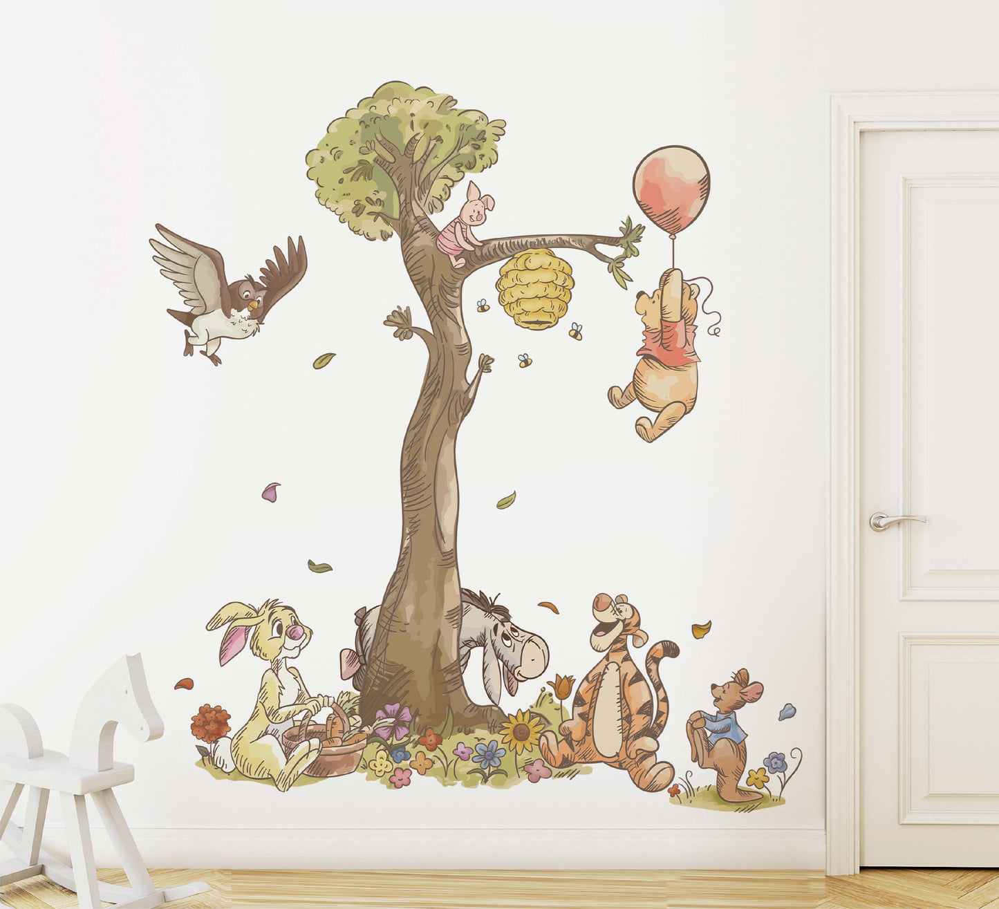 Pooh & Friends Flower Meadow: Floating Balloon & Garden Party