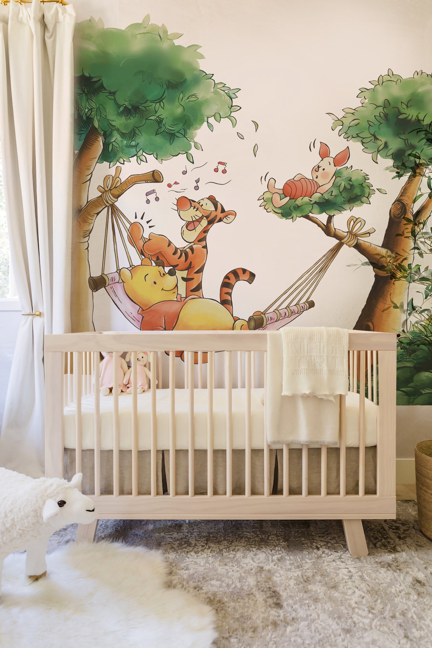 Winnie the Pooh & Tigger: The Singing Hammock